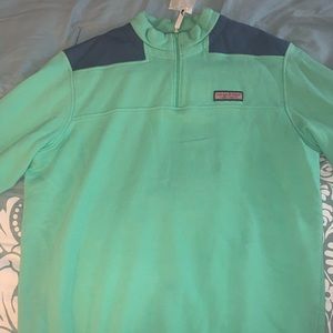 Vineyard Vines 1/4 zip shep shirt sz.m